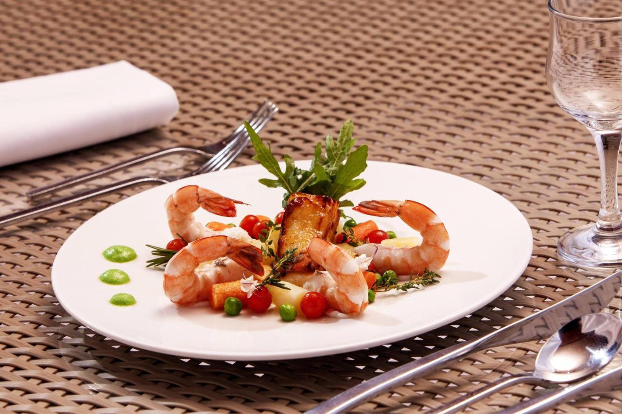 منتجع لو ميريديان دهب المظهر الخارجي الصورة Shrimp cocktail