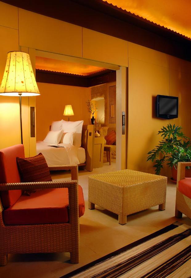 منتجع لو ميريديان دهب المظهر الخارجي الصورة A suite at the Royal Garden Villas
