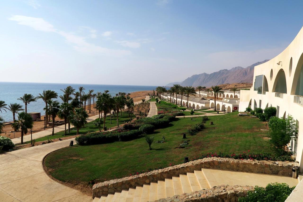 منتجع لو ميريديان دهب المظهر الخارجي الصورة The Dead Sea resort